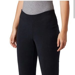 Columbia women’s glacial fleece leggings.